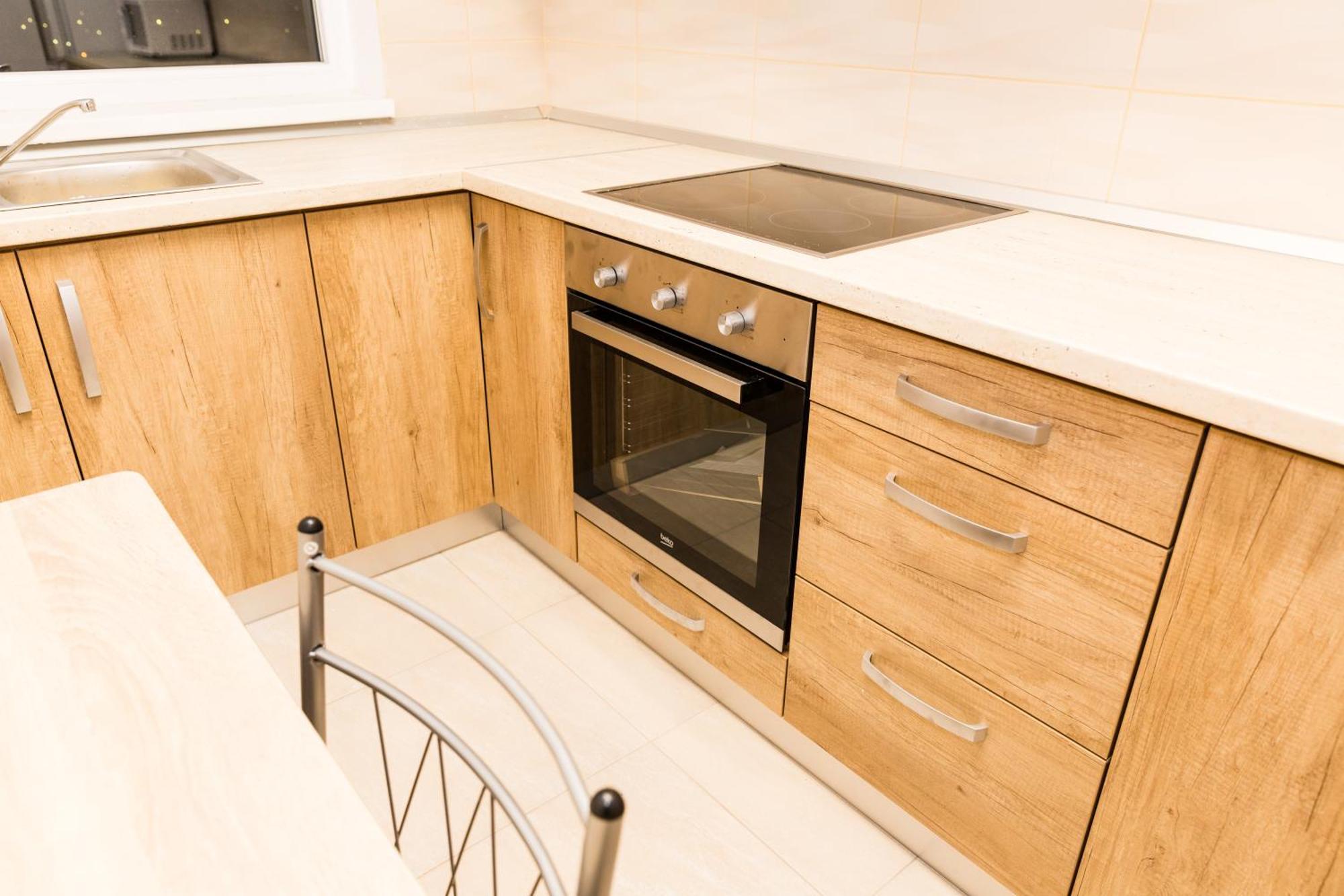 Urban Retreat Luxury Hideaway Apartamento Oradea Exterior foto