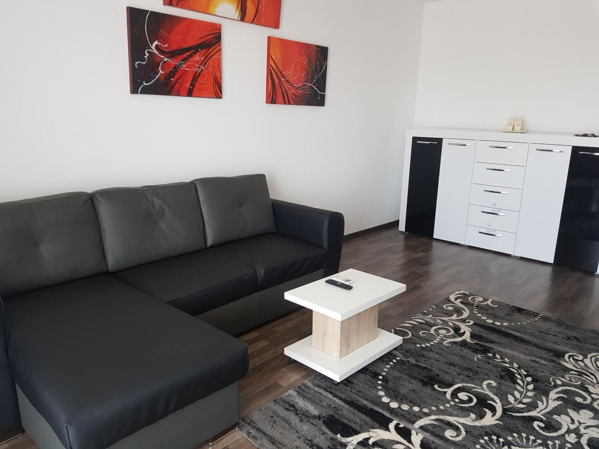 Urban Retreat Luxury Hideaway Apartamento Oradea Exterior foto