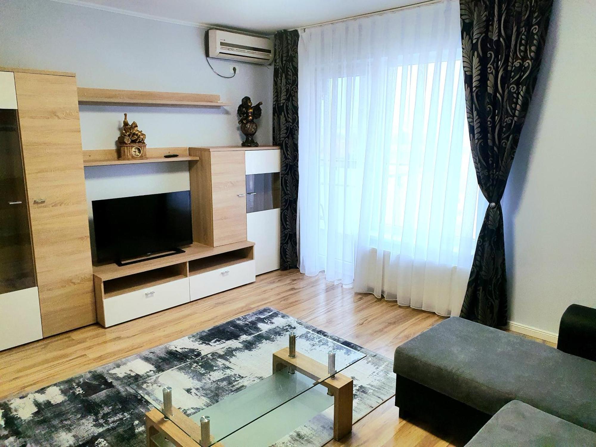 Urban Retreat Luxury Hideaway Apartamento Oradea Exterior foto