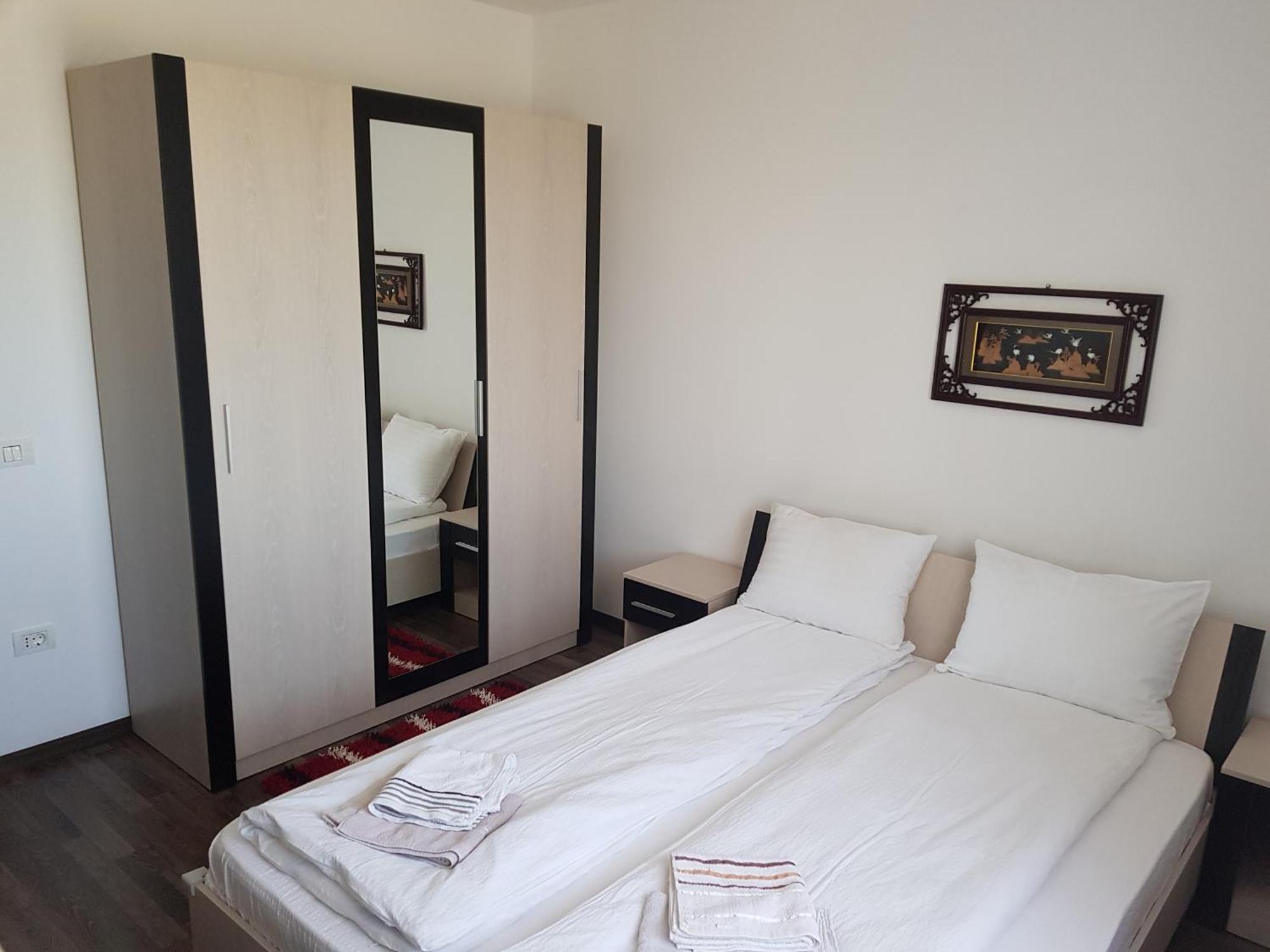 Urban Retreat Luxury Hideaway Apartamento Oradea Exterior foto